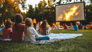【入場無料】仙台ロイヤルパークホテルの芝生の上で映画トムとジェリーが見られるみたい。